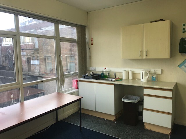 12 Hall St, Burnley to rent Interior Photo- Image 1 of 4