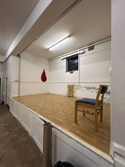 141 High St, Herne Bay for sale - Interior Photo - Image 3 of 6