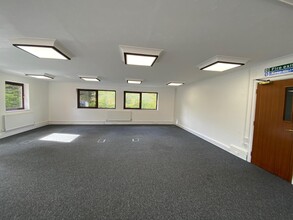 Caerphilly Business Park, Caerphilly for sale Interior Photo- Image 1 of 5