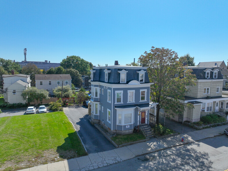 340 Haverhill St, Lawrence, MA for sale - Primary Photo - Image 1 of 1