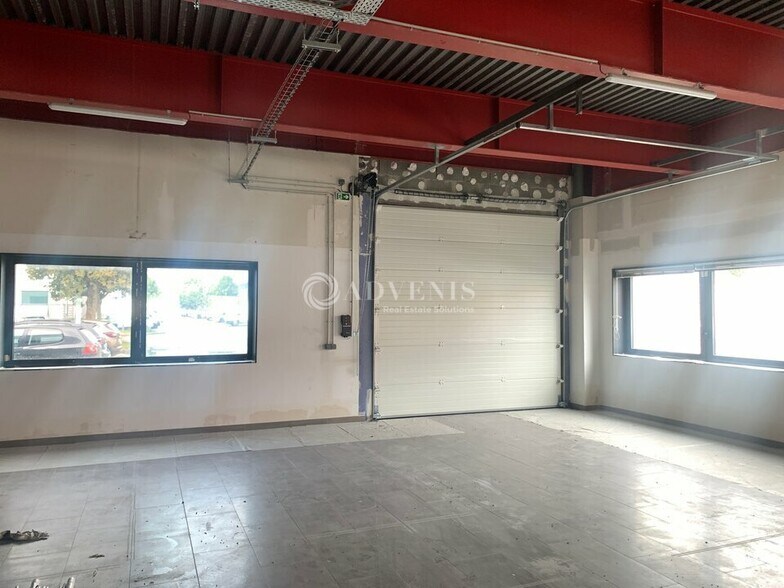 128 Bis Avenue Jean Jaurès, Ivry-sur-Seine to rent - Interior Photo - Image 1 of 12