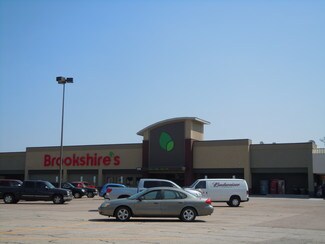 More details for 511-521 E Yeagua St, Groesbeck, TX - Retail for Rent