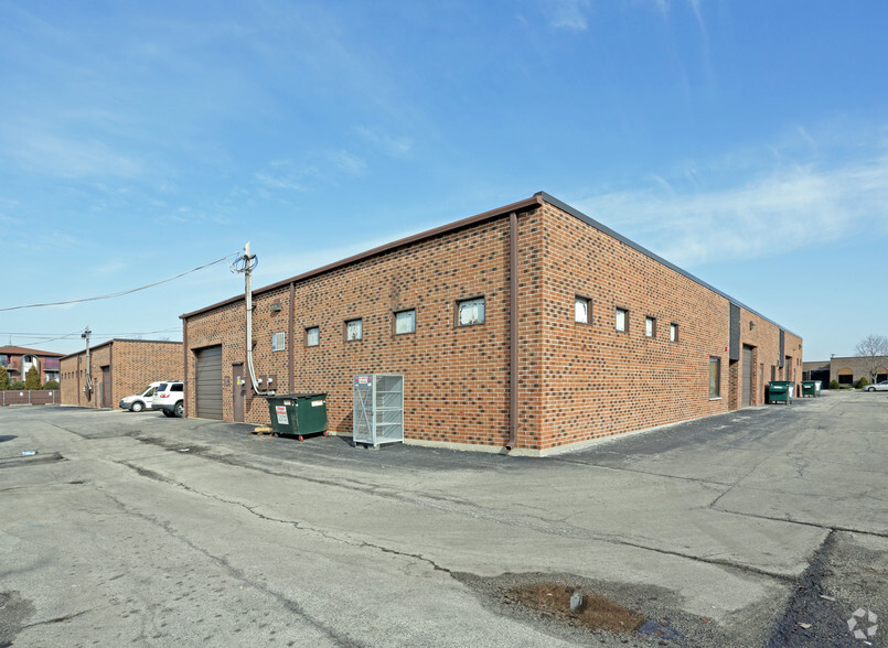 240-252 James St, Bensenville, IL for rent - Building Photo - Image 3 of 12