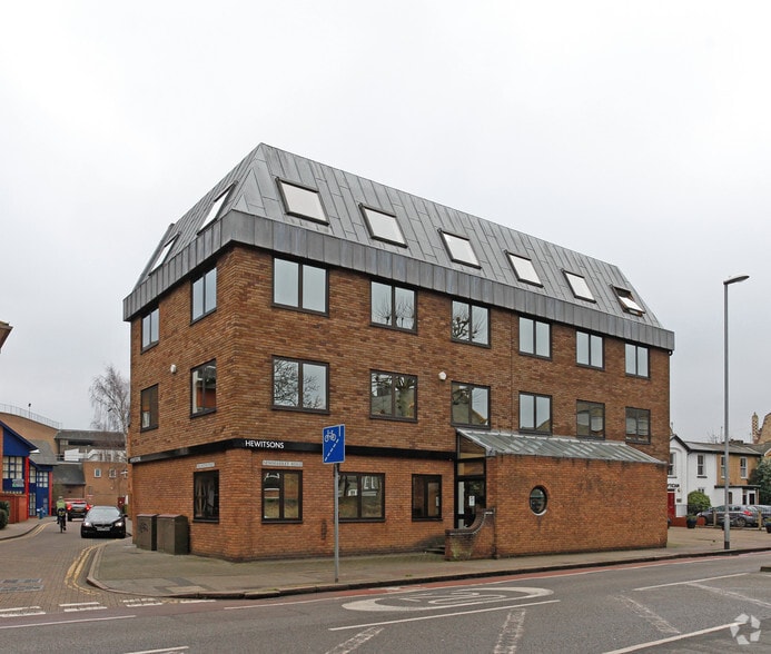 42 Newmarket Rd, Cambridge to rent - Primary Photo - Image 1 of 8