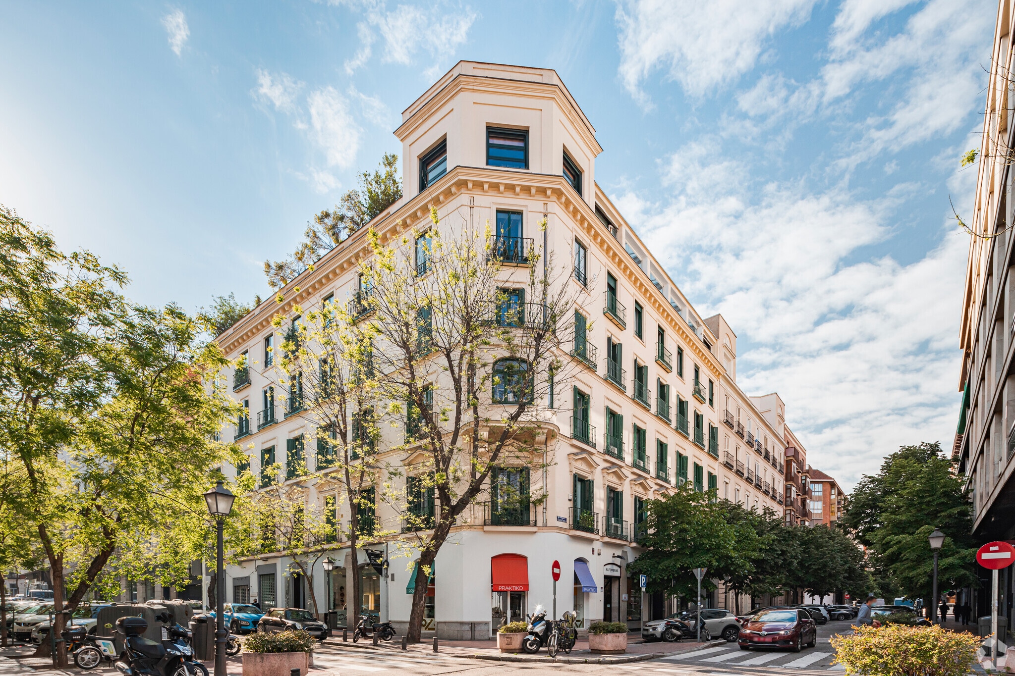 Office in Madrid, Madrid to rent Primary Photo- Image 1 of 5
