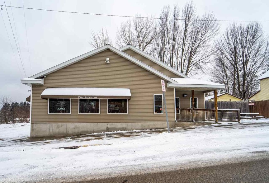 N4363 State Road 49, Poy Sippi, WI for sale - Primary Photo - Image 1 of 1