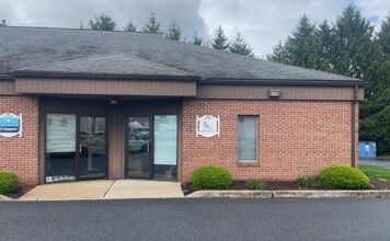 2227 Dutch Gold Dr, Lancaster, PA for rent Building Photo- Image 1 of 7