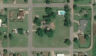 900 N Burford Ave, Watonga, OK - aerial  map view