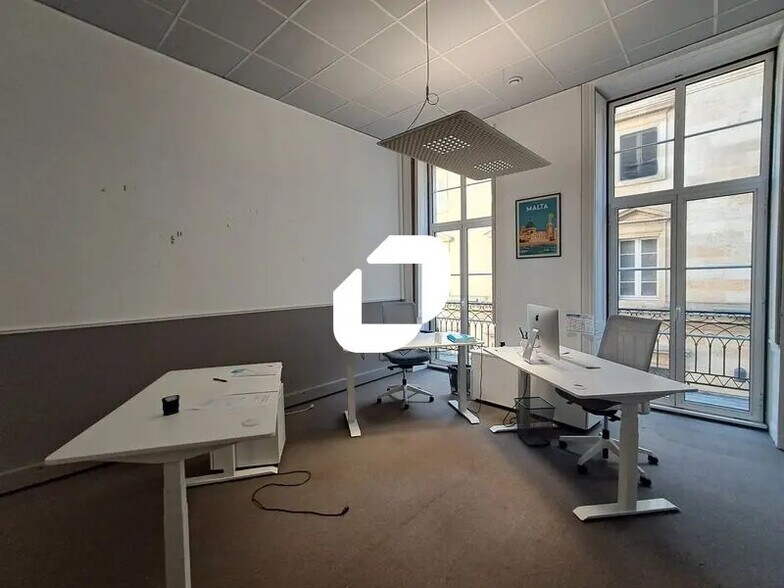 Office in Bordeaux to rent - Interior Photo - Image 3 of 12