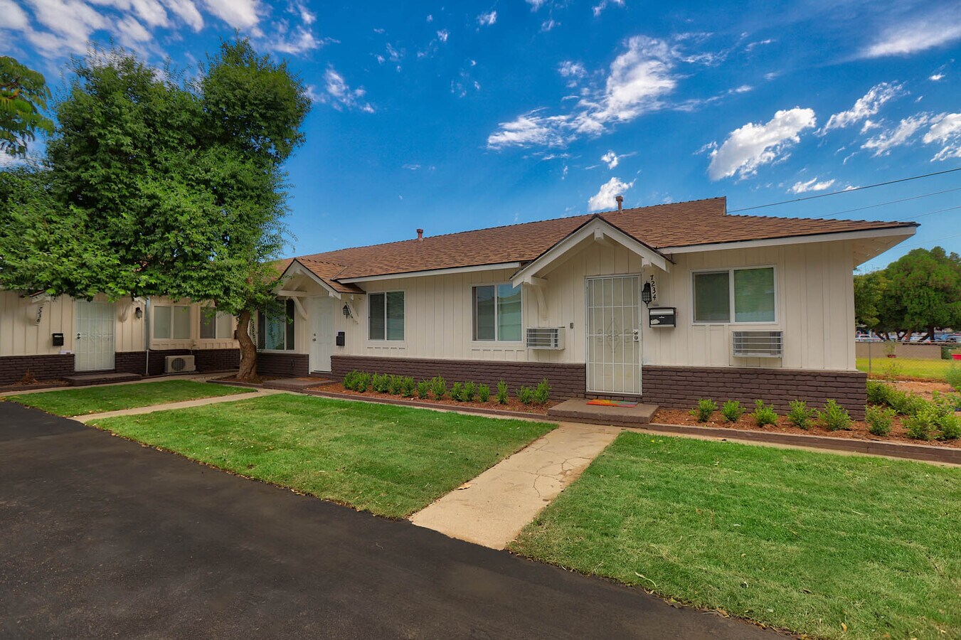 7234 Allott Ave, Van Nuys 91405