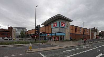 11 Oberhausen Mall, Middlesbrough for rent Primary Photo- Image 1 of 7