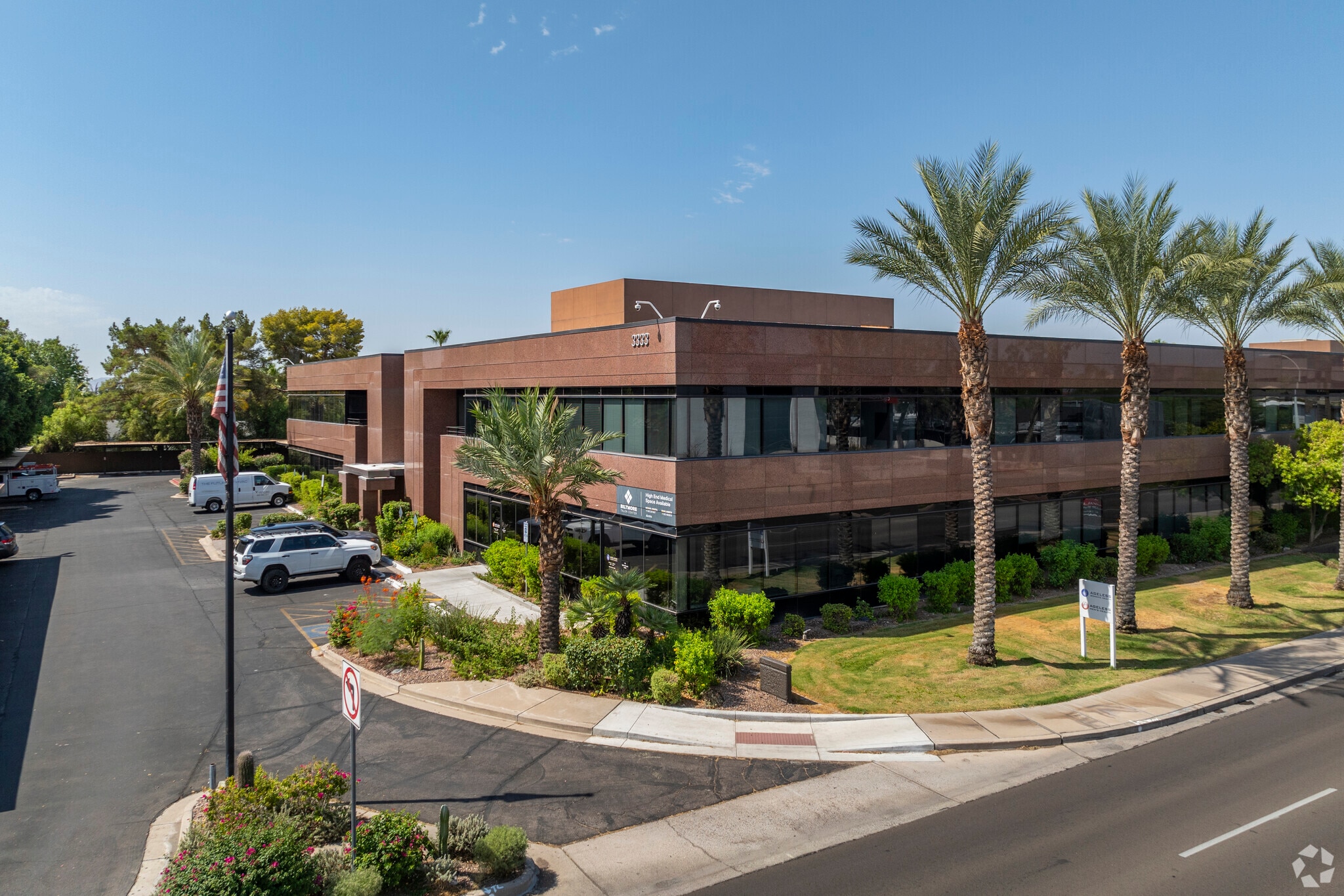 3333 E Camelback Rd, Phoenix, AZ to rent Building Photo- Image 1 of 7