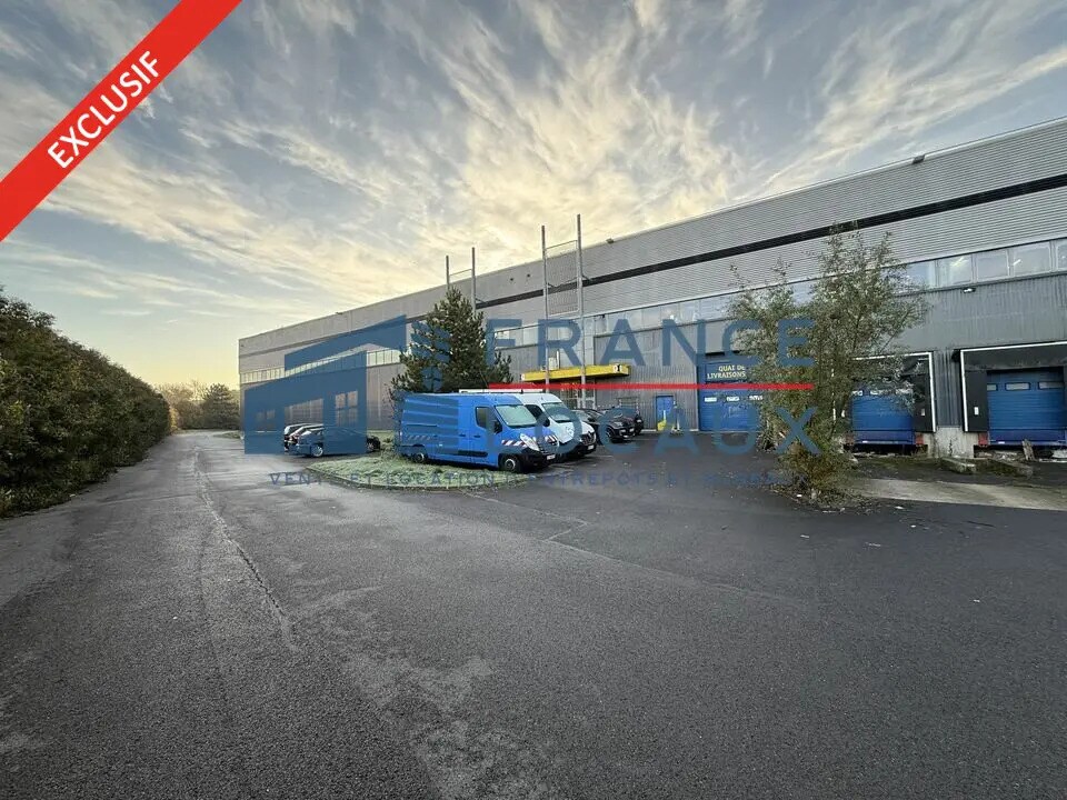 Light Industrial in Stains to rent Building Photo- Image 1 of 12