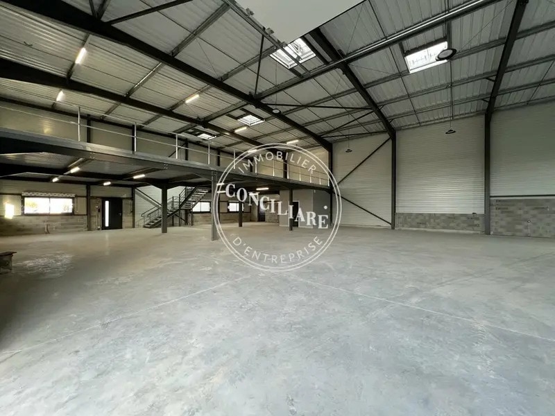 8 Rue Ecopole, Villeneuve-Tolosane to rent Interior Photo- Image 1 of 6