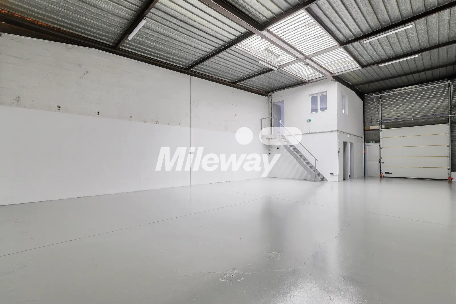 19 Rue Du Compas, SAINT-OUEN-L'AUMONE to rent Building Photo- Image 1 of 9