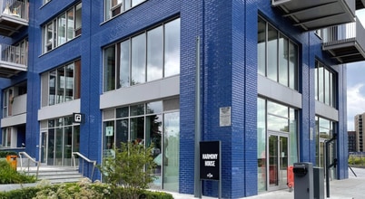 Orchard Pl, London to rent Building Photo- Image 1 of 1