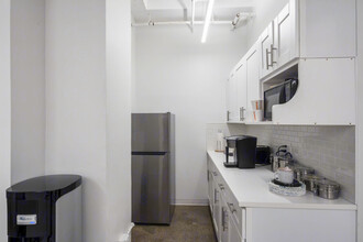 242-252 W 36th St, New York, NY for rent Interior Photo- Image 2 of 5