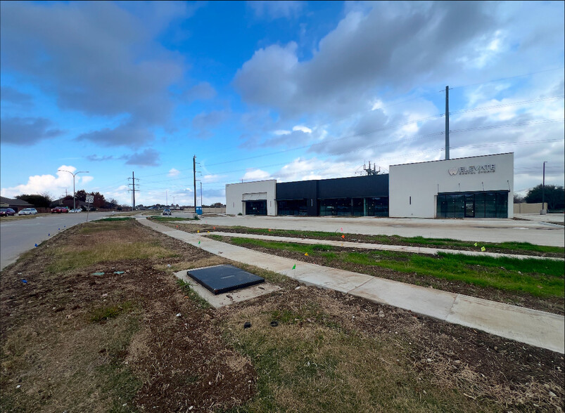 13000 Park Vista Blvd, Fort Worth, TX for rent - Building Photo - Image 1 of 5