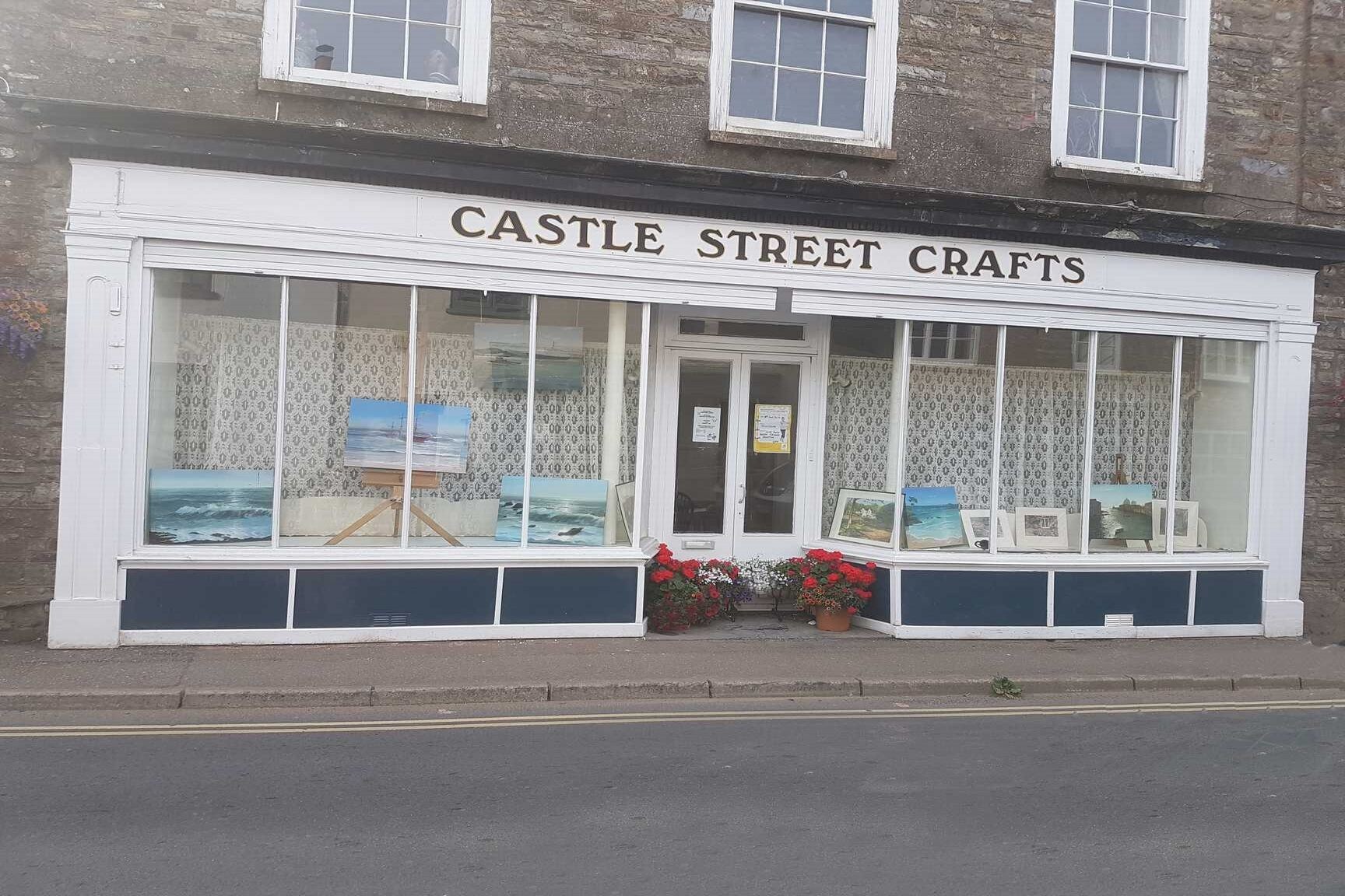 6 Castle St, Bampton for sale Primary Photo- Image 1 of 1