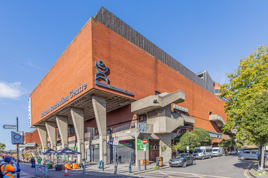 15-35 Brixton Station Rd, London for sale - Primary Photo - Image 1 of 1