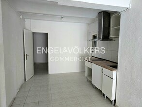 Office / Retail in Barcelona, Barcelona to rent Interior Photo- Image 2 of 9