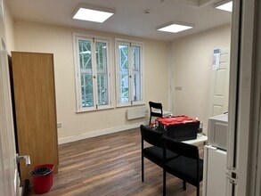 15 Coventry St, Nuneaton to rent Interior Photo- Image 2 of 4