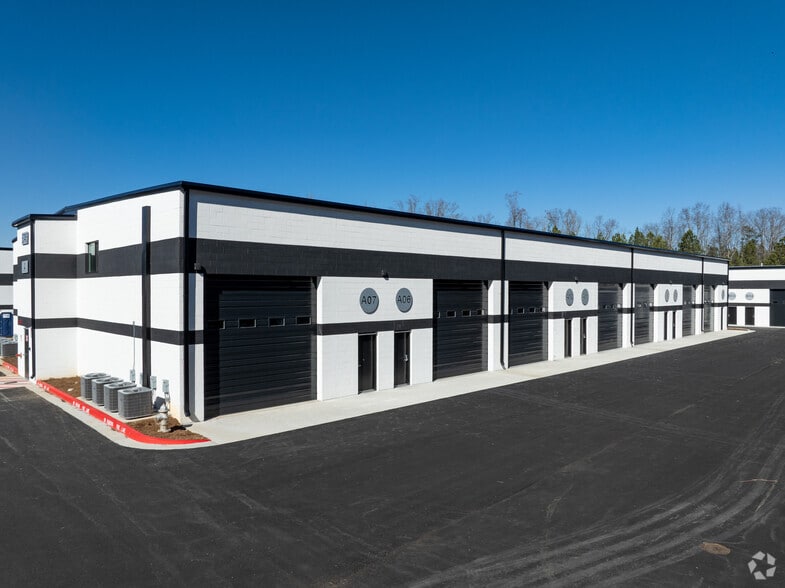 Pre-Leased Investment Units Alpharetta portfolio of 4 properties for sale on LoopNet.co.uk - Building Photo - Image 3 of 10