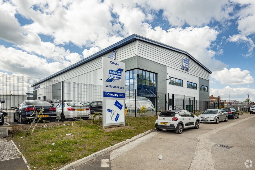 Deeside Industrial Estate, Welsh Road portfolio of 6 properties for sale on LoopNet.co.uk - Building Photo - Image 2 of 8