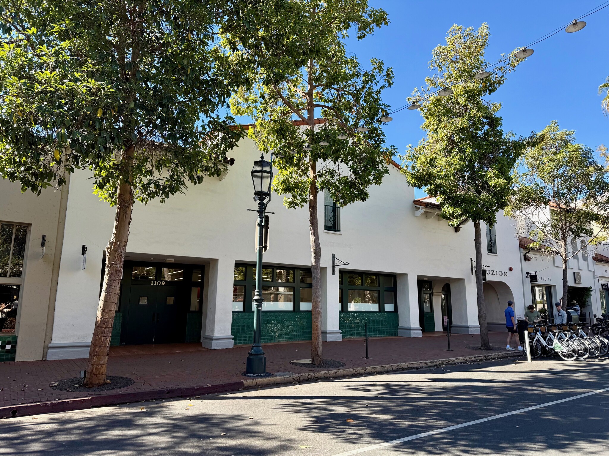 1109-1115 State St, Santa Barbara, CA to rent Building Photo- Image 1 of 15