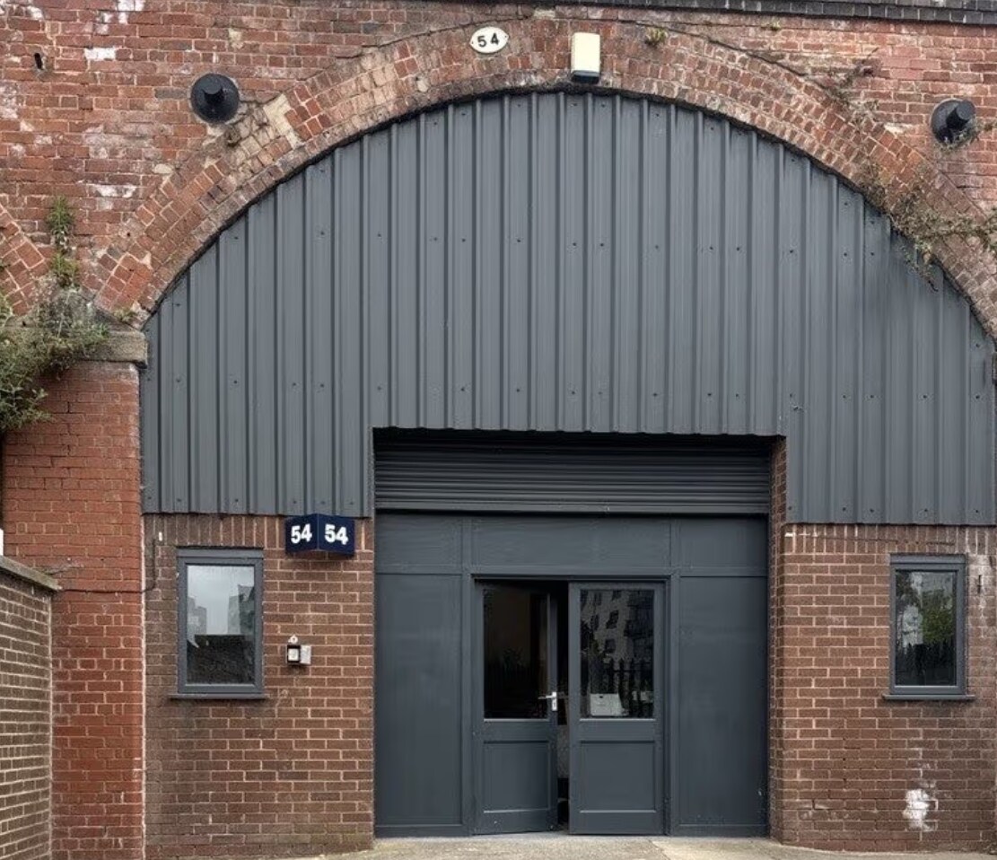 Brussels Street, Leeds to rent Building Photo- Image 1 of 2