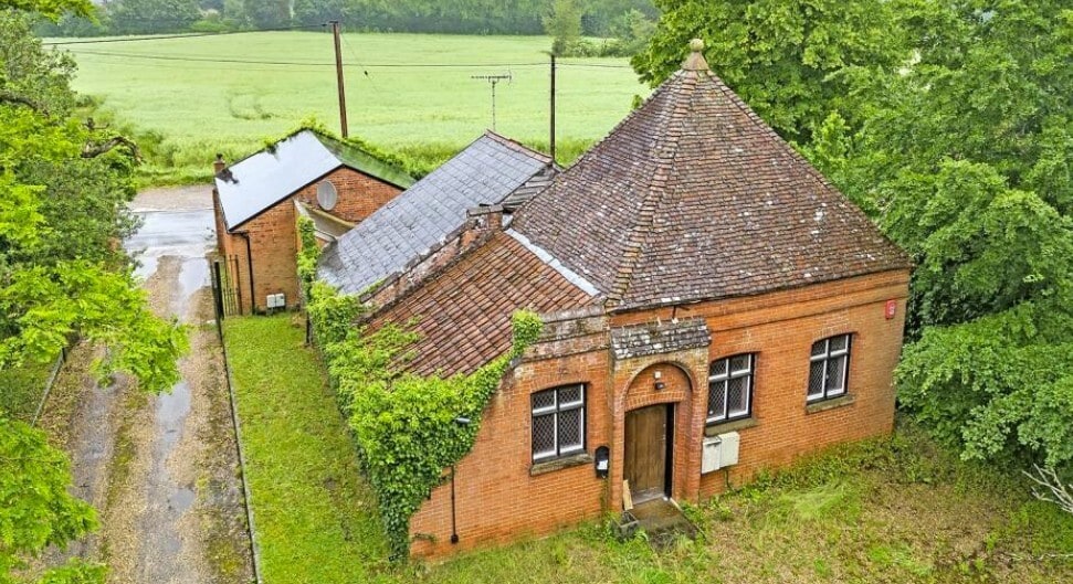 Church Ln, Ipswich to rent Building Photo- Image 1 of 1