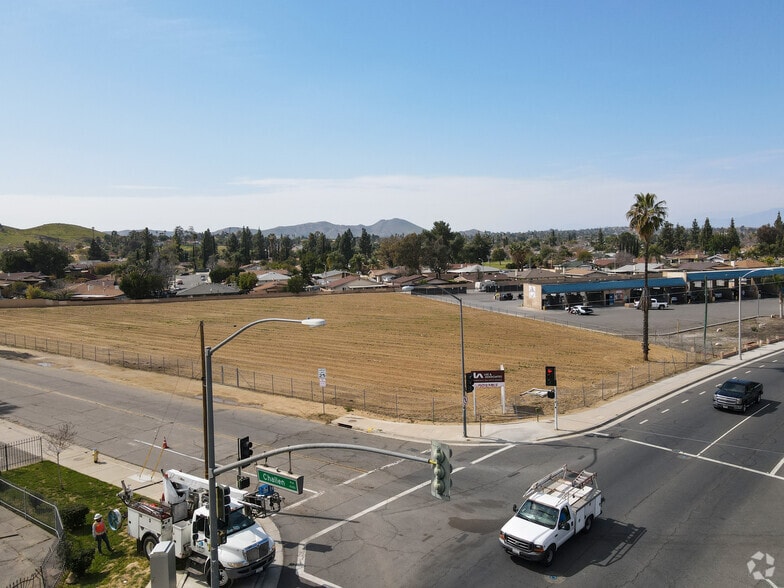 NWC Van Buren Blvd. & Challen Ave, Riverside, CA to rent - Building Photo - Image 1 of 5