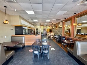 15015 Westheimer Rd, Houston, TX to rent Interior Photo- Image 2 of 8