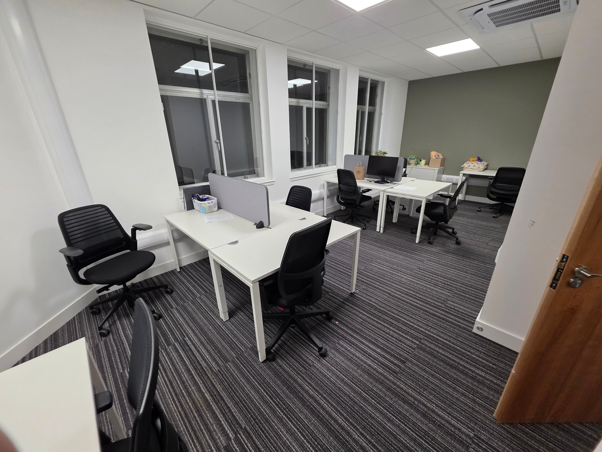 Panmure St, Dundee to rent Interior Photo- Image 1 of 7