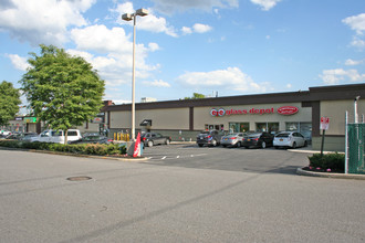 2119 Broadhollow Rd, Farmingdale, NY for rent Building Photo- Image 1 of 4