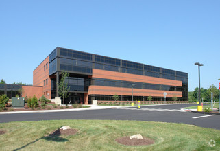 175 Scott Swamp Rd, Farmington, CT for rent Building Photo- Image 1 of 4