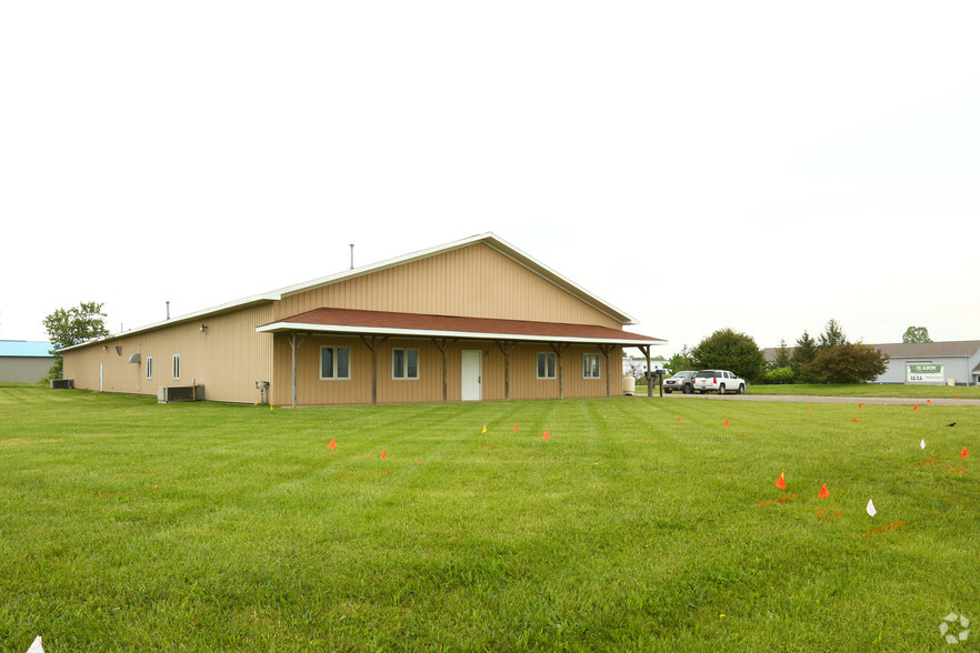 435 Packard Hwy, Charlotte, MI for sale - Building Photo - Image 1 of 8