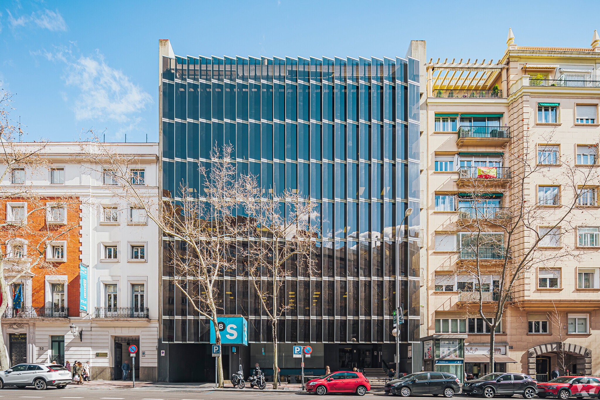 Office in Madrid, Madrid to rent Building Photo- Image 1 of 4