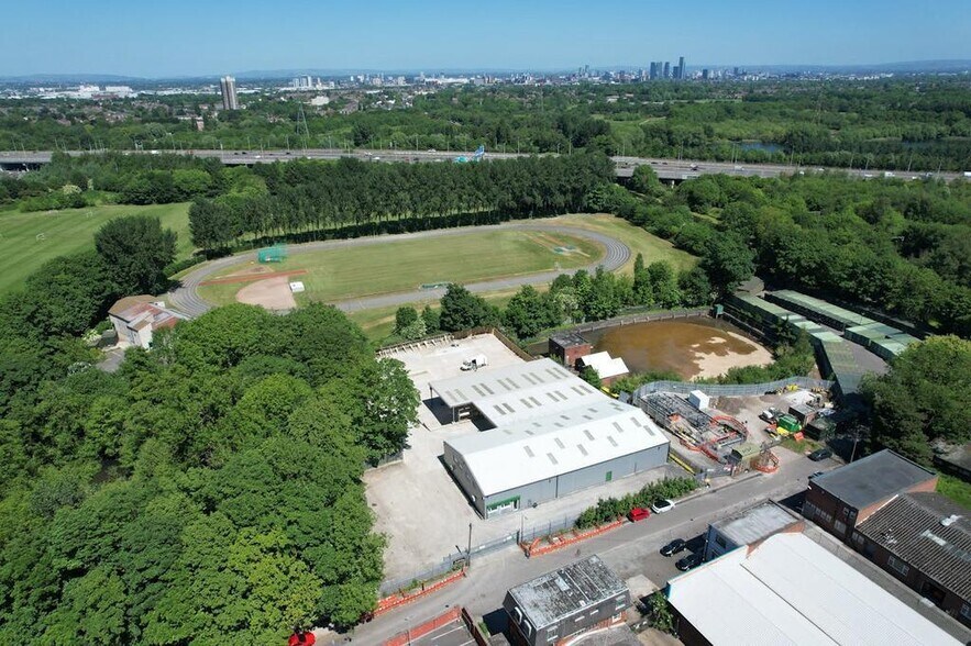 Danefield Rd, Sale for sale - Building Photo - Image 1 of 1