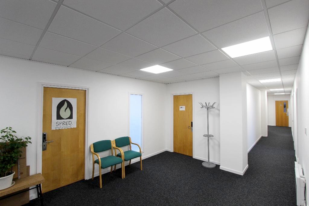 2-14 Arthur St, Ayr to rent Interior Photo- Image 1 of 4