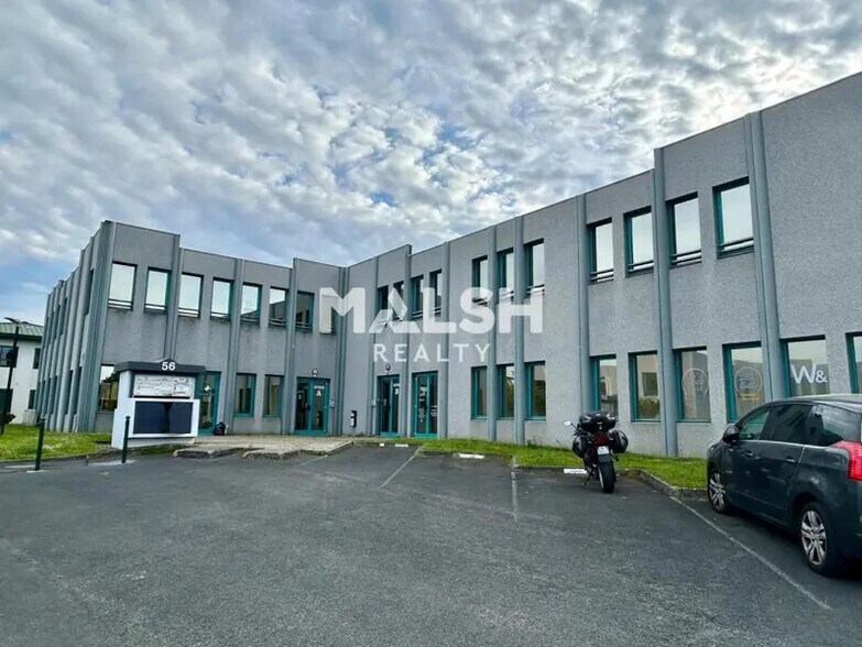 Office in Saint-Genis-Laval for sale - Building Photo - Image 1 of 11