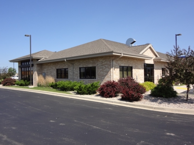 1325 S Broadway, De Pere, WI for rent - Building Photo - Image 2 of 2