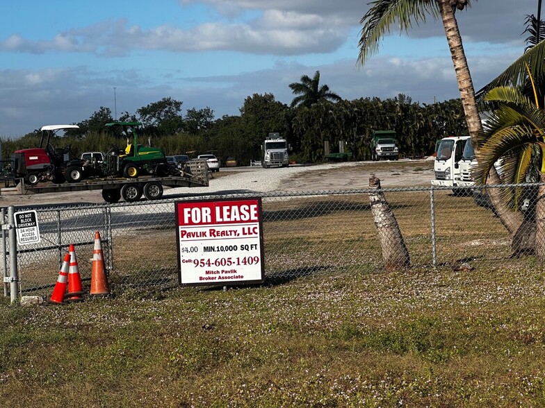 10207 100th St S, Boynton Beach, FL for rent - Site Plan - Image 3 of 6