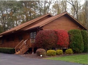 2400 Western Ave, Guilderland, NY for sale Primary Photo- Image 1 of 1