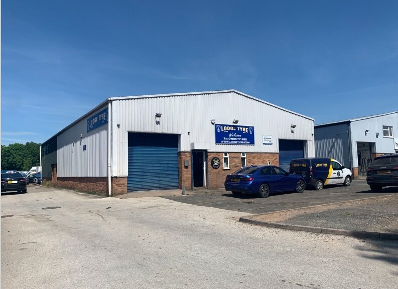 Berry Hl, Droitwich for sale Primary Photo- Image 1 of 1