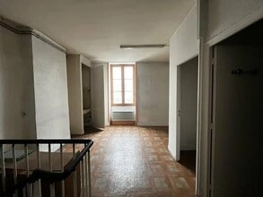 149 Rue Victor Hugo, Villefranche-sur-Saône to rent Interior Photo- Image 2 of 2