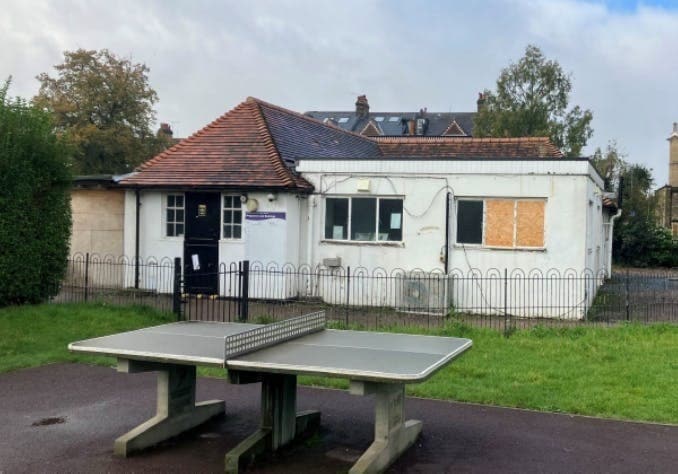 Clapham Common West Side, London to rent - Building Photo - Image 2 of 2