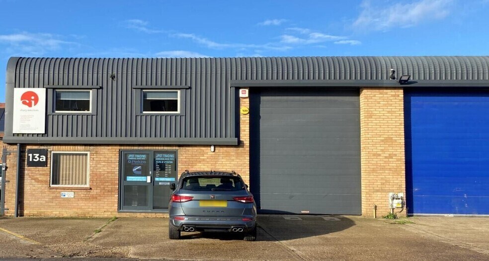 13A-13D Old Bridge Way, Shefford for sale - Primary Photo - Image 1 of 1