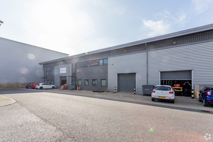 10-15 Anderson Rd, Swavesey for sale - Primary Photo - Image 1 of 1