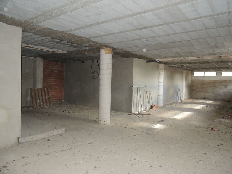 Retail in Molina de Segura, Murcia for sale - Interior Photo - Image 1 of 5